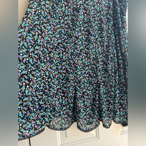 Dressbarn Size 22 Floral Chiffon Maxi Skirt Made in USA Lightweight - Picture 3 of 10